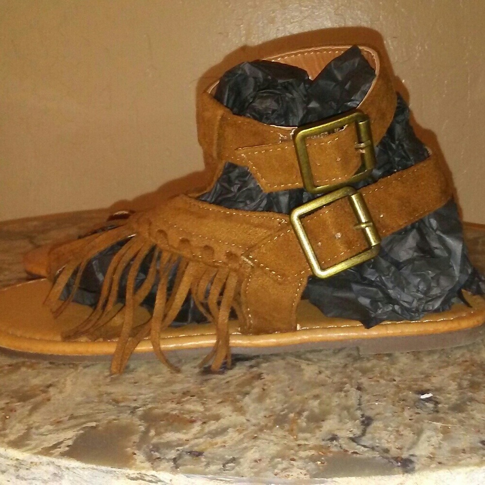 NWOT Charlotte Russe Sandals